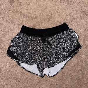 Lululemon shorts!!